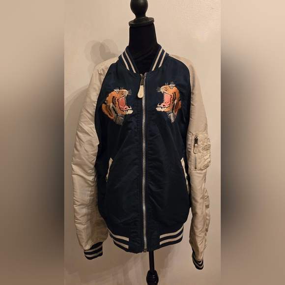 Alpha Industries LTD Edition Reversible Nylon Bomber Jacket Tiger Embroidery - Picture 2 of 15